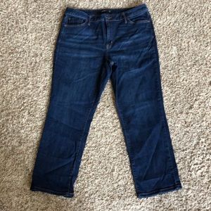 Simply Vera Vera Wang Capris Size 16